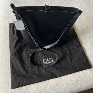 NWT Eileen Fisher black Bucket Bag in tanned Italian leather